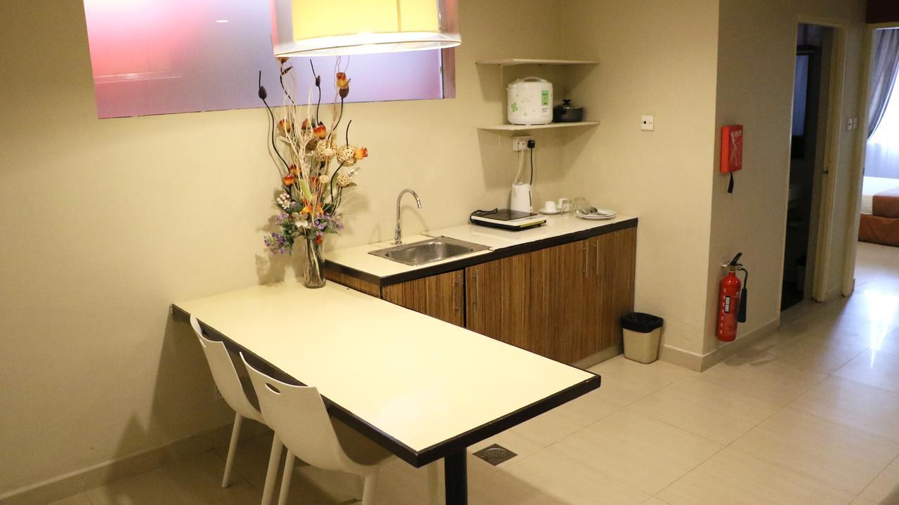 Legallery Suites Hotel Bandar Seri Begawan Exterior photo