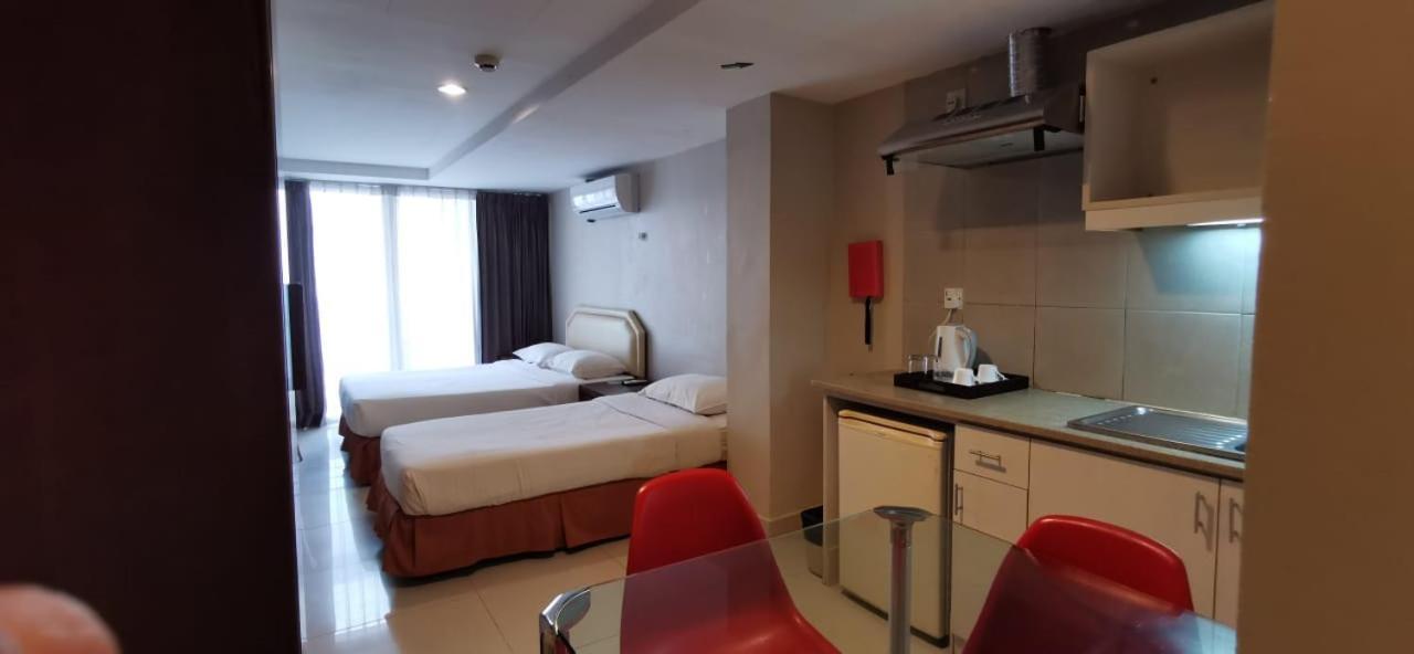 Legallery Suites Hotel Bandar Seri Begawan Exterior photo